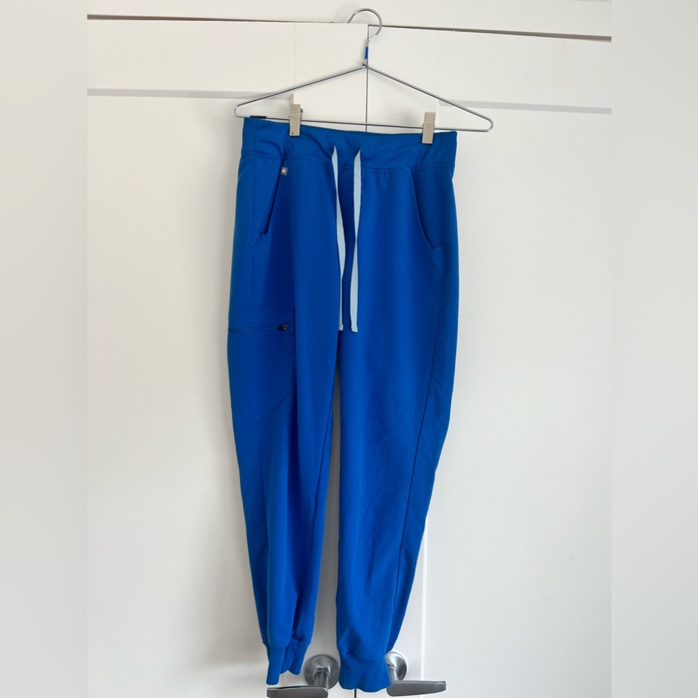 FIGS Zamora Jogger Scrub Pant in Royal Blue- XS